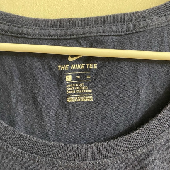 Nike university of Illinois fighting Illini t shirt size xl - Picture 3 of 4